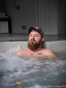 Bluecollarguy7994 - Look over my shoulder part 4