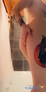 Moneysloot - I always get scared a coworker will walk in on me part 2