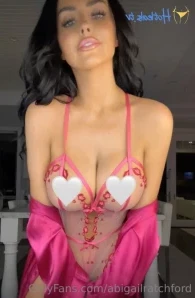 Abigailratchford - It s Saturday I m going on a shopping spree