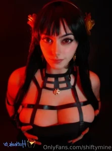 Shiftymine - I m back at home Prepare yourself for my halloween post