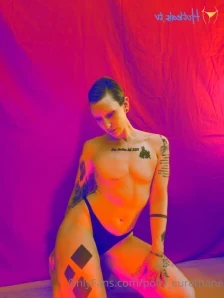 Polly_eurethane_tm - Hey everyone I m moving house preparing a studio part 3