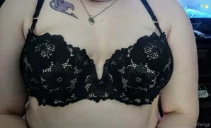 Bubblyfangz - Who wants some personalized videos today Feeling a bit