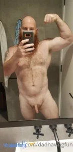 Dadhavingfun - REPOST 8 minutes of Daddy taking this big 9 cock in my