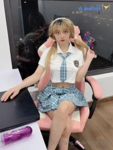 Yuumeilyn - I still have one hole left Wanna join us Which cosplay