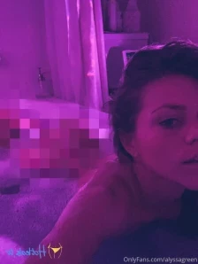 Alyssagreen - Candid tips are now closed BUT if you still send part 3