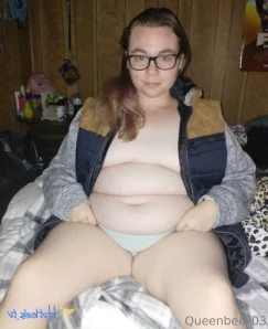 Queenbee_03 - Welcome to my free account All new content post are part 3