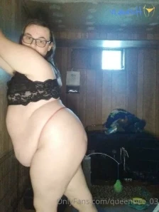 Queenbee_03 - Cum join me on my ViP where all ur fetishes and part 3