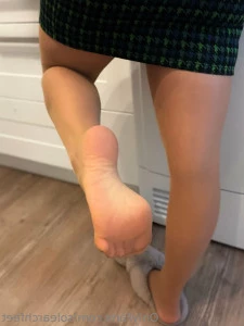 Solearchfeet - Merry Christmas Mrs Claus teasing you for 10minutes part 6