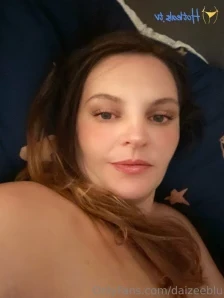 Daizeeblu - Watch me take a load in the face part 4