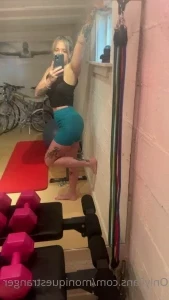 Moniquestranger - Who likes ASS part 13