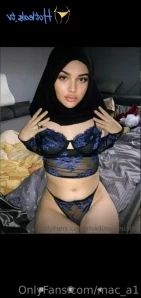 Mac_a1 - What would you rate my Halloween outfit TIP 10 10 10 TIP 20