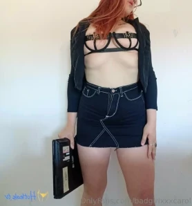 Badgirlxxxcarol - I took my computer and started looking I began to