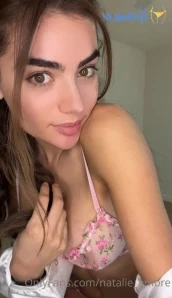 Natalie_amore - It s getting kind of lonely in here baby Wanna come