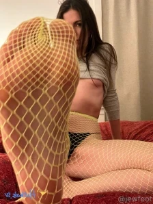 Jewfoot - Thought I d start your day off with a little strip tease part 2