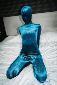 Zentaigirl - Zentai In Public After some planning and collaboration I