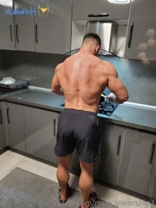 Muscleworship1 - the 8th week without roids What do you think about part 2