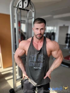 Muscleworship1 - sexy enough part 2