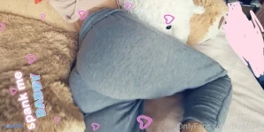 Bunbae_ - in my dumb little slut brain right now and I want to see and