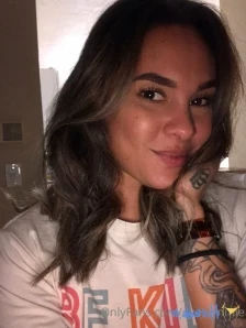 Ayoslimmie - Happy Hump Day My sexy back amp a cheeks should help you