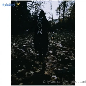 Livingdeaddani - Testing my new toy