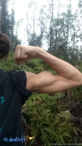Petite_powerhouse - So ripped