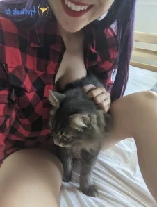 Missbluefreeof - Keeping it casual