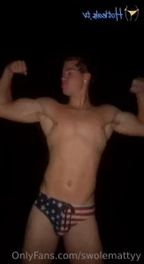 Swolemattyy - buldge See my Rain shoot in WET UNDERWEAR high quality