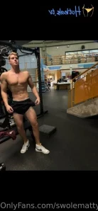 Swolemattyy - Anyone here play chess Got this sweet chess board for my