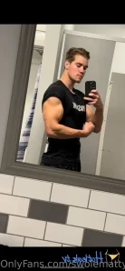 Swolemattyy - Ass pic for the win