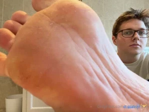 Softboyfeetx - Casual morning glowing soles