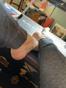 Softboyfeetx - Suck on my toe-scented fishnets loser haha well you