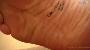 Softboyfeetx - The foot you want to be crushed by lol