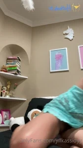 Jillkassidyy - Feelin peachy