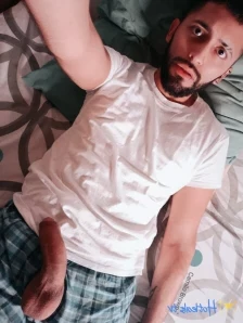 Cutelatinboy97 - My cameraman couldn t resist to touch my big uncut