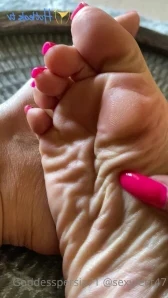 Sexyfeet47 - Natural Beauty For Early SoleSunday