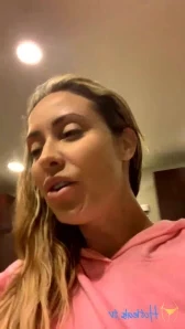 Evanotty - My big tits are like my stress boobs I can squeeze and