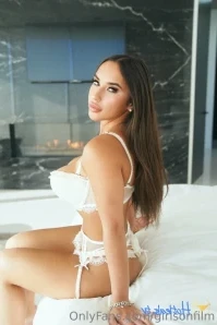 Girlsonfilm - HAPPY HOLIDAYS EVERYONE YOU ARE SO LOVED part 3