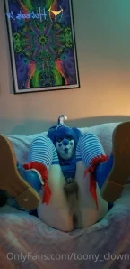 Toony_clown - Honk honk Hello everyone sorry ive been away for so long part 5