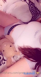 Prettylittlprincess - wanna suck on em