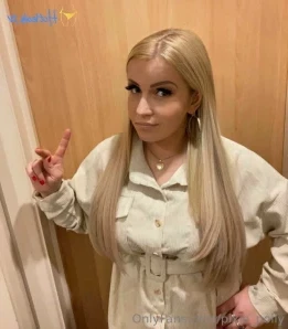 Pixie_polly - I want to get really wet it s worth getting naked first