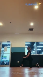 Liv2dance - Guess where I m at Gift for you if you will win