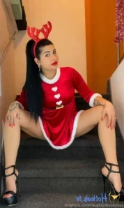 Naughtydeealiciousvip - Duminică este ziua mea Sunday is my birthday