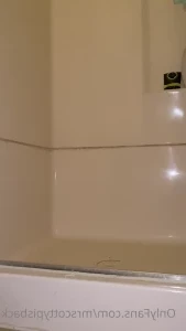 Mrscottypisback - Breyana moore loves to get Creampied n treated like