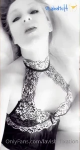 Lavish_fixation - Polka dots