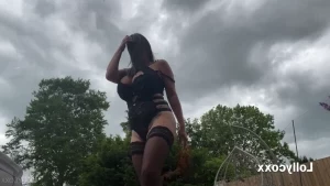 Lollycoxx - Bit of under boobage for you 