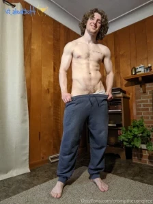 Cromptheconqfree - Woot PTO day Which means pics under the glorious