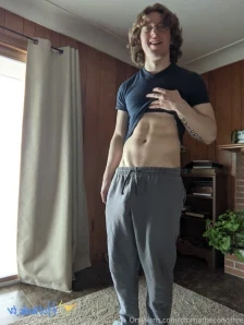 Cromptheconqfree - The desert shimmered in the heat waves Conan the