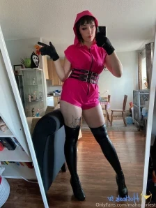 Mahoupriest - What do you guys think of tan lines They re very slight