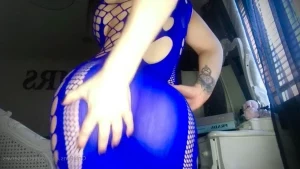 Queendeserves - My pathetic little blue balled bitch boy Hold you 
