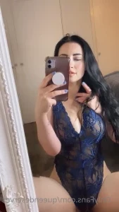 Queendeserves - Wishing you could catch my cleavage spit lowly little